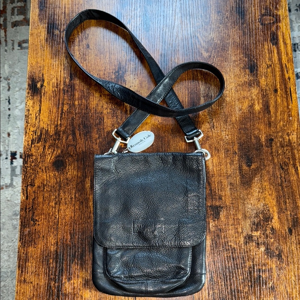Kenneth Cole Black Leather Crossbody Bag